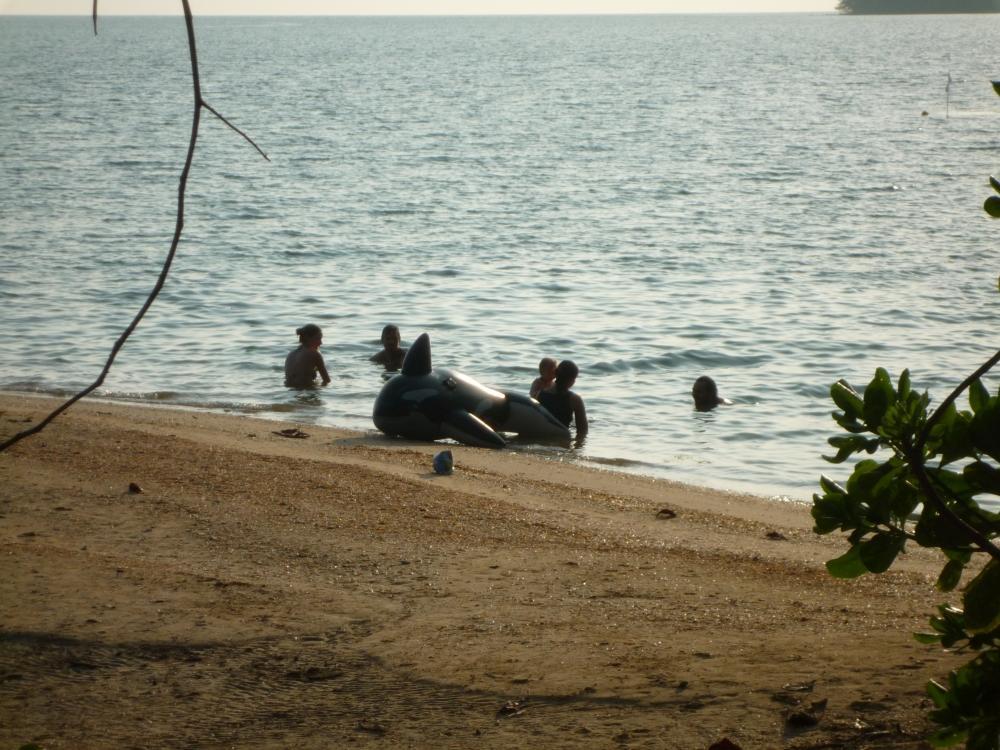 Koh Thmei Resort Phumi Kang Keng Luaran gambar